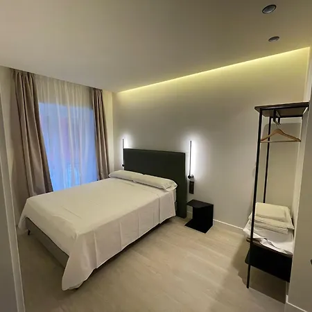 Apartment Edificio Reyes Catolicos Centro By Renthas